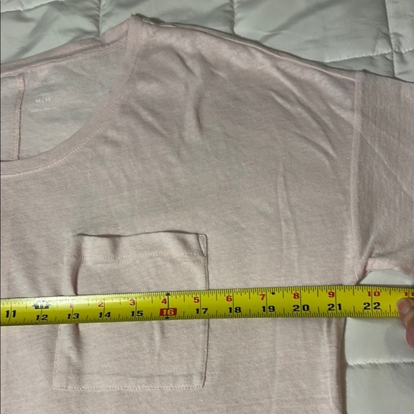 Old Navy Light Pink Boyfriend Short Sleeve Pocket T-Shirt - Picture 5 of 10